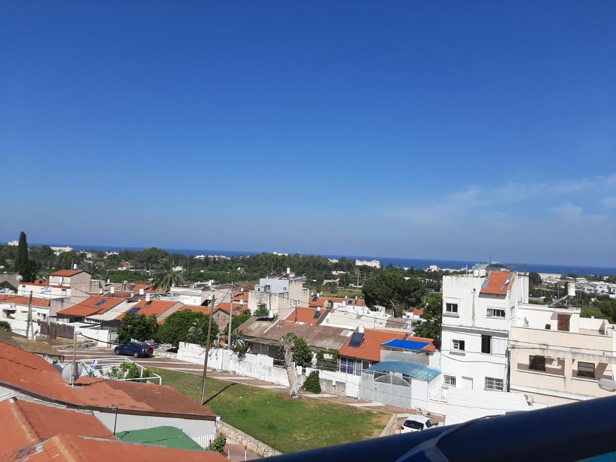 Family Apart Nahariya Exterior foto