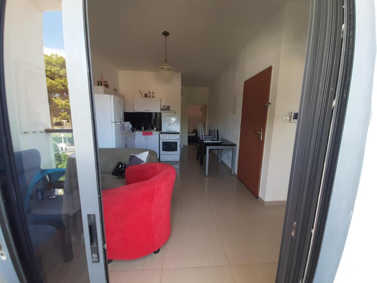 Family Apart Nahariya Exterior foto
